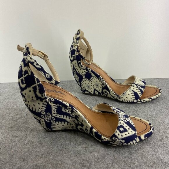 Seychelles Thyme Navy Print Ankle Strap Wedges Women’s Size 7 - Picture 11 of 11